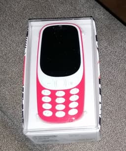 Nokia 3310, röd färg