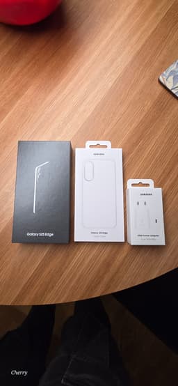 Oöppnad Samsung S25 Edge 512gb + tillbehör
