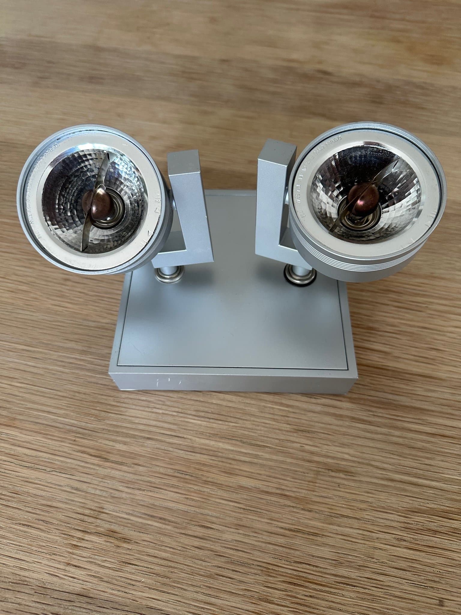 Exklusiv Delta Light Spotlight