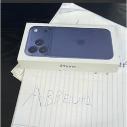 Oöppnad iPhone 17 Pro Max 256 Gb +fast charger samt 1 års garanti