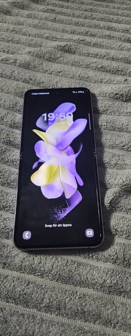 Samsung Z flip 4 256 gb