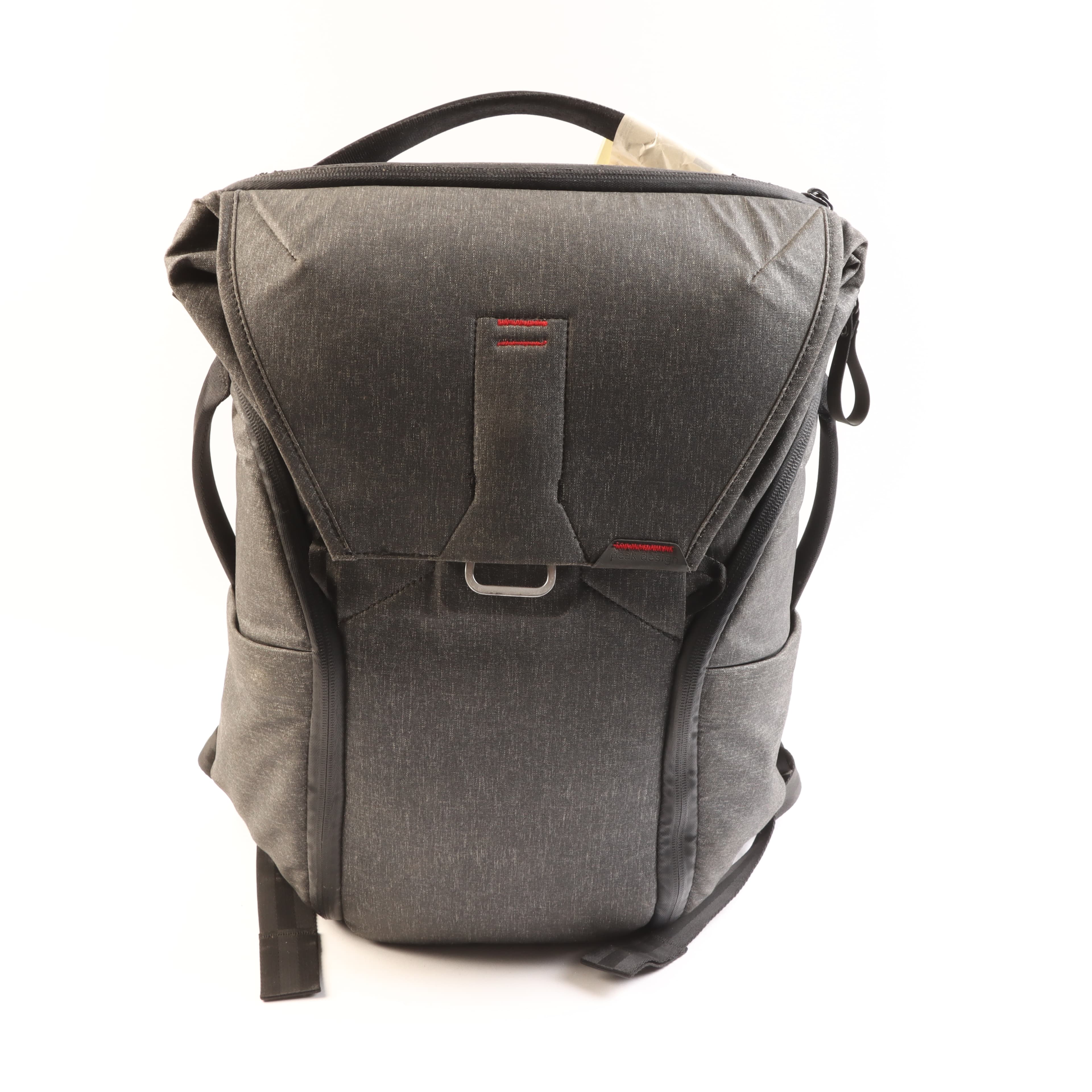 USED Peak Design Everyday Backpack 20L - Charcoal