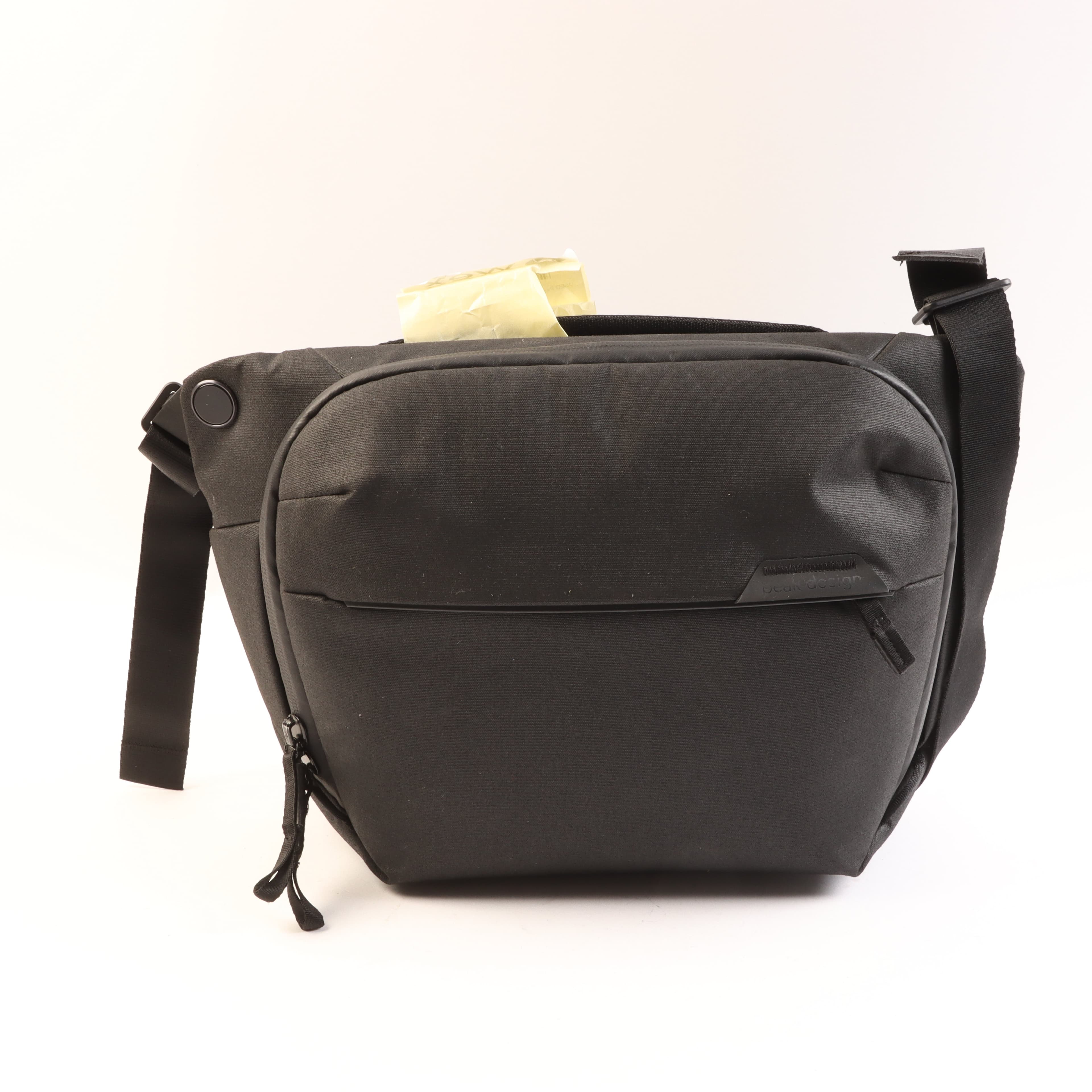 USED Peak Design Everyday Sling 6L v2 - Black