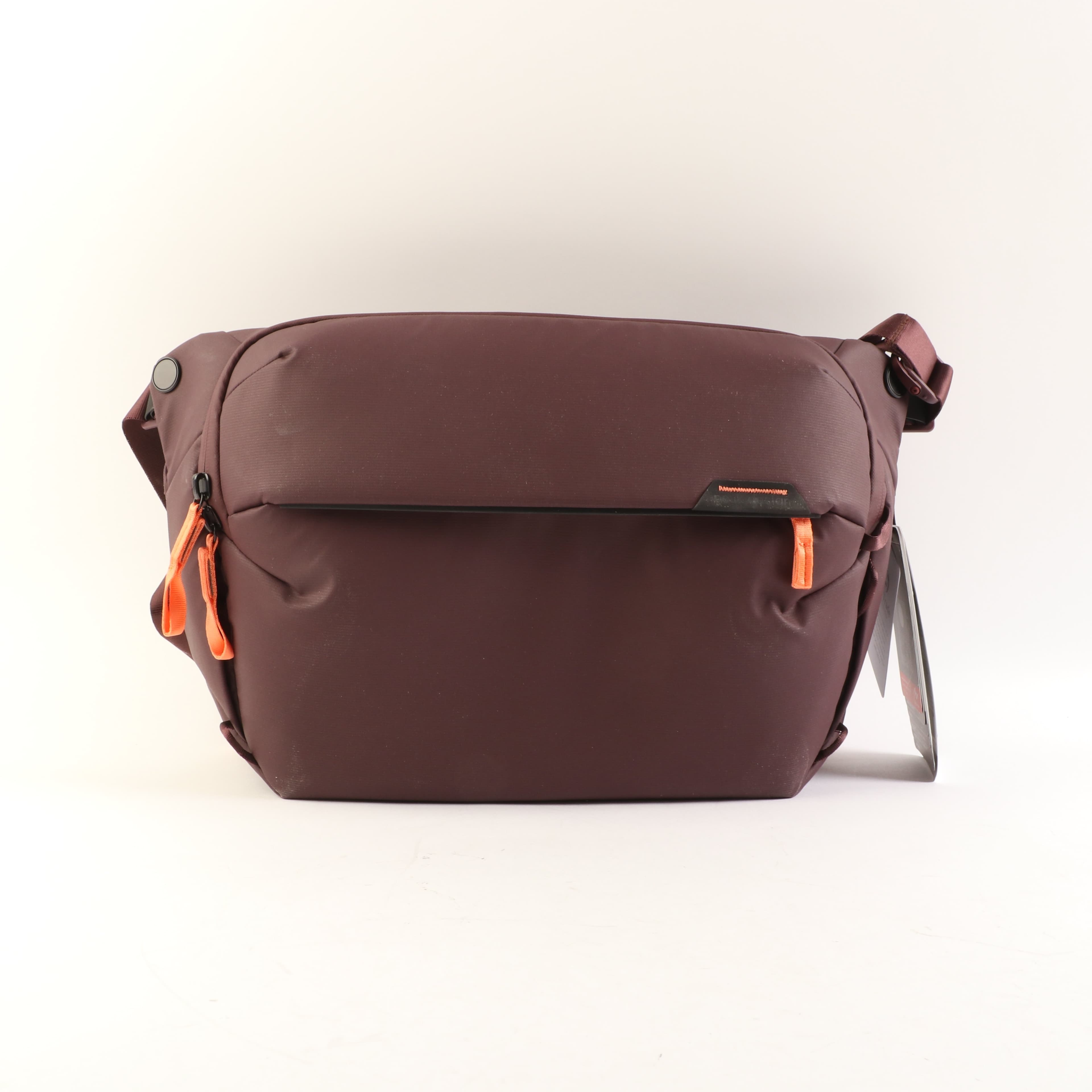 USED Peak Design Everyday Sling 10L v2- Eclipse