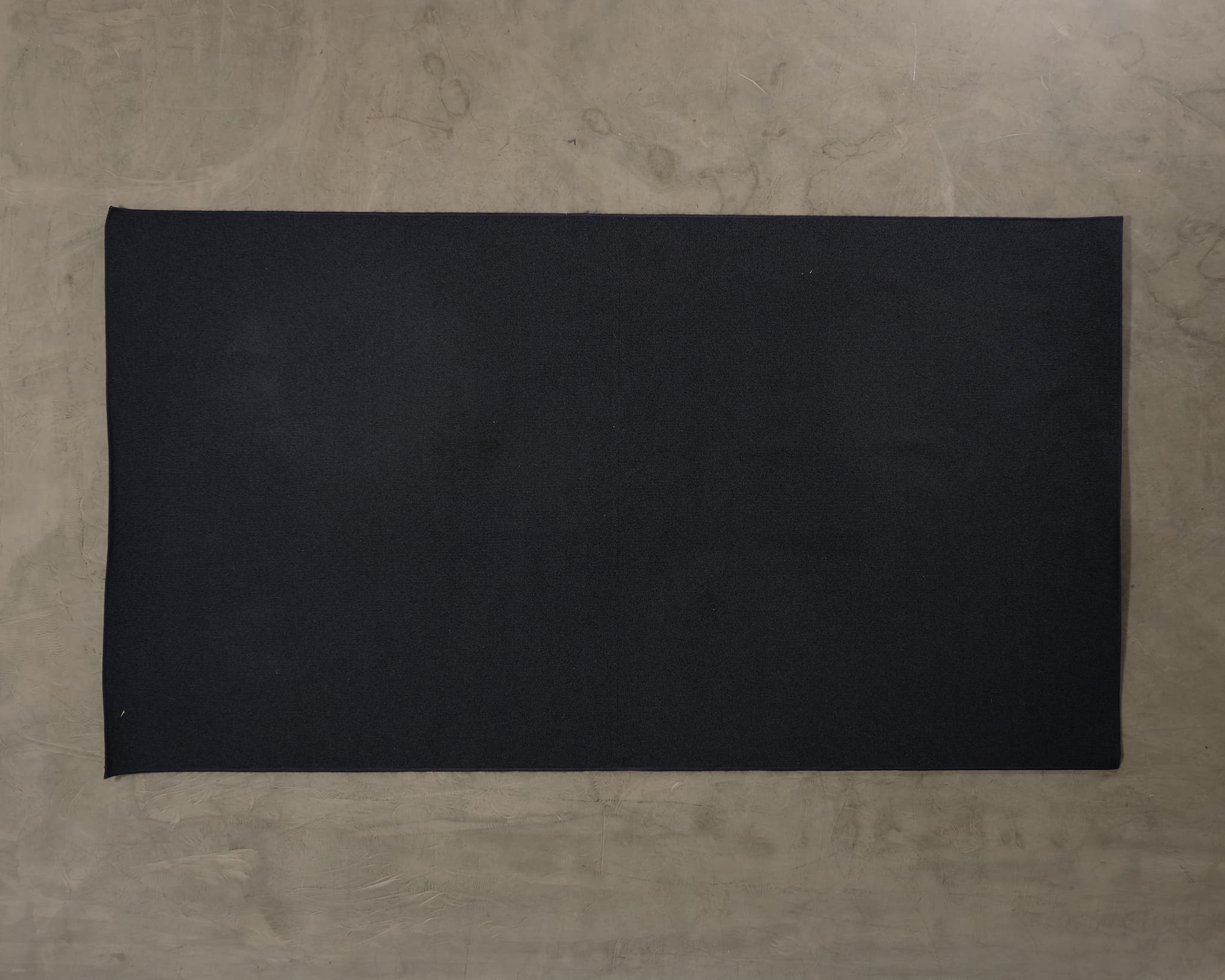 Matta 220 x 400 cm mörkblå