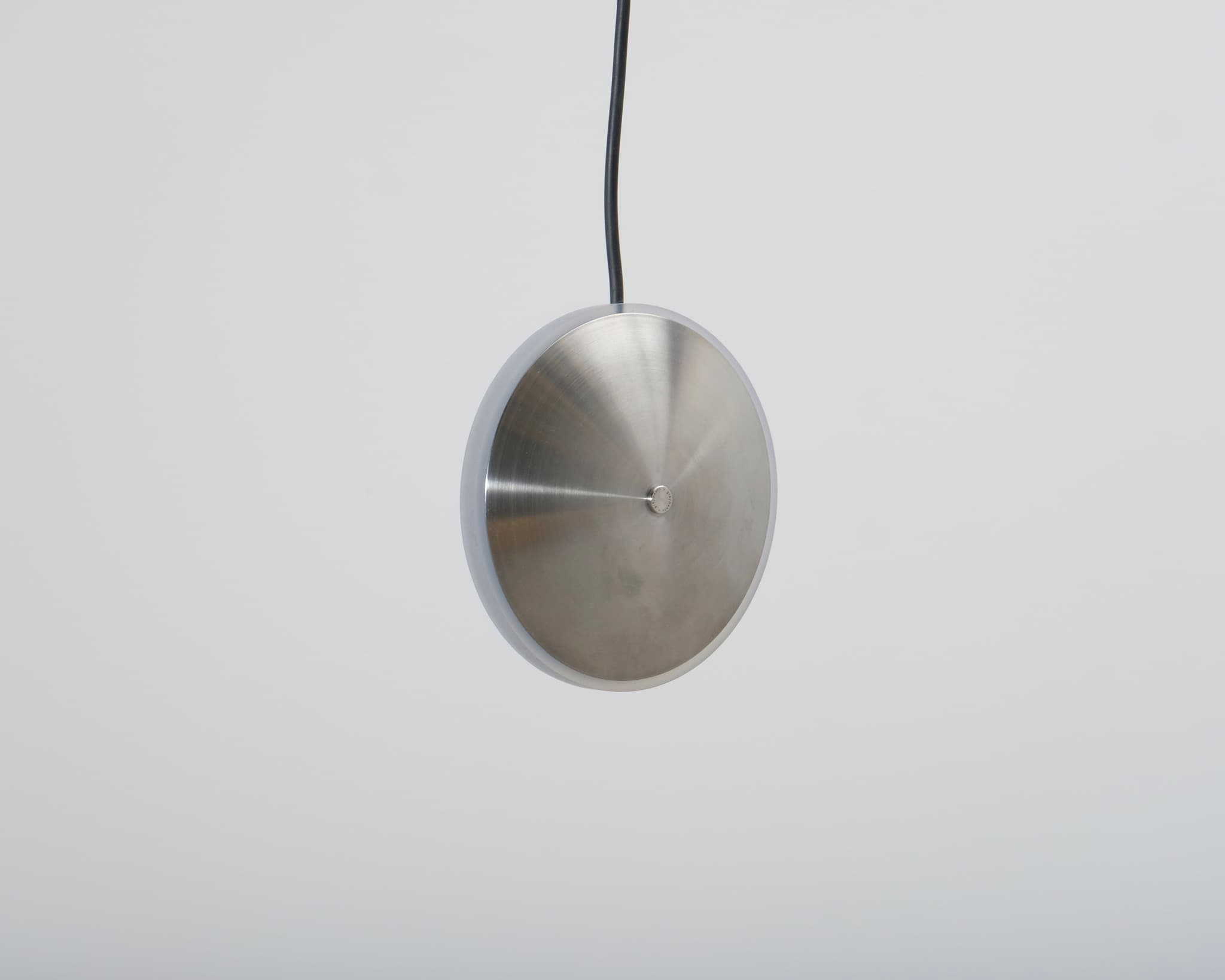 Graypants Chrona Dish 6v pendellampa stål