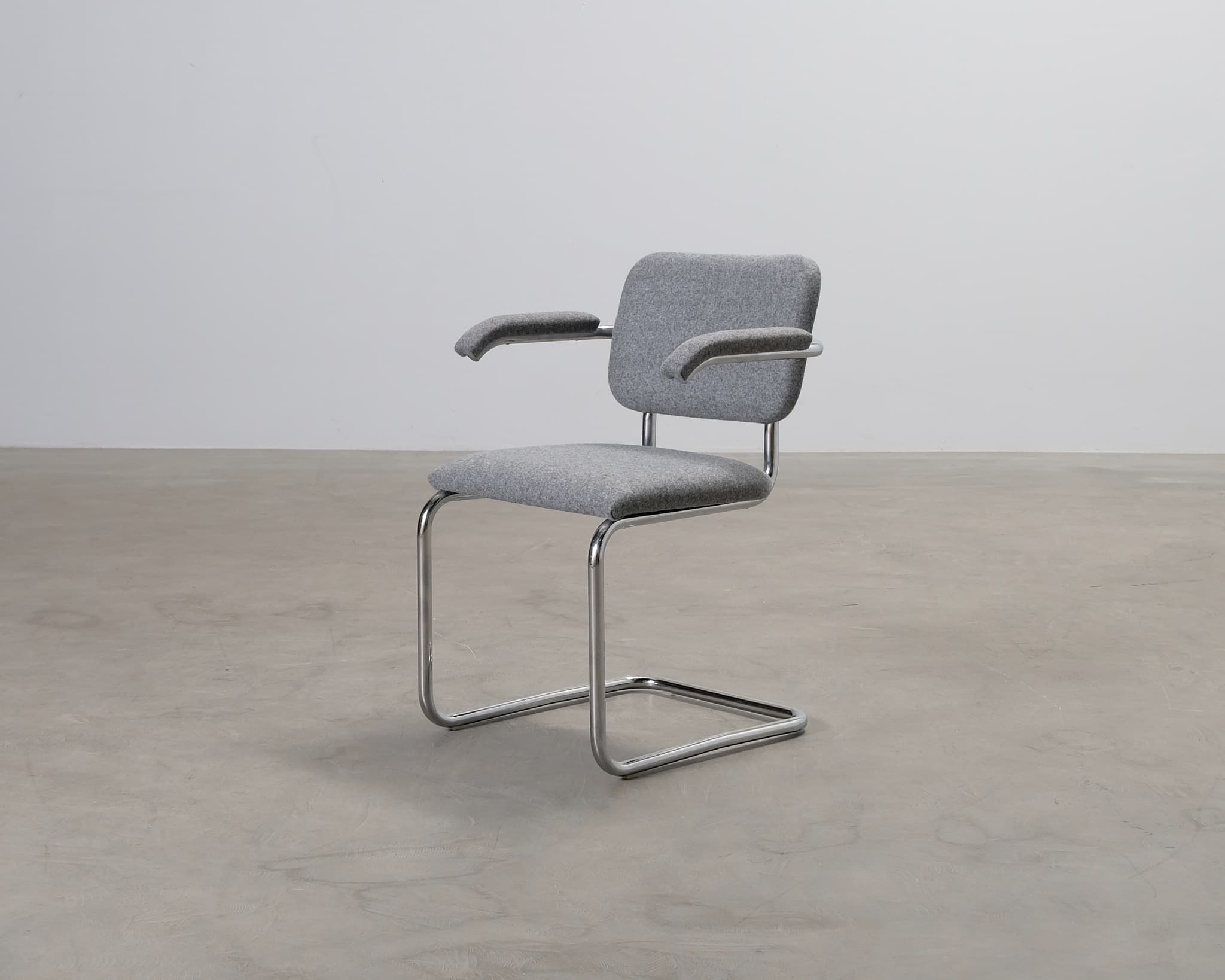 Knoll Cesca stol grå