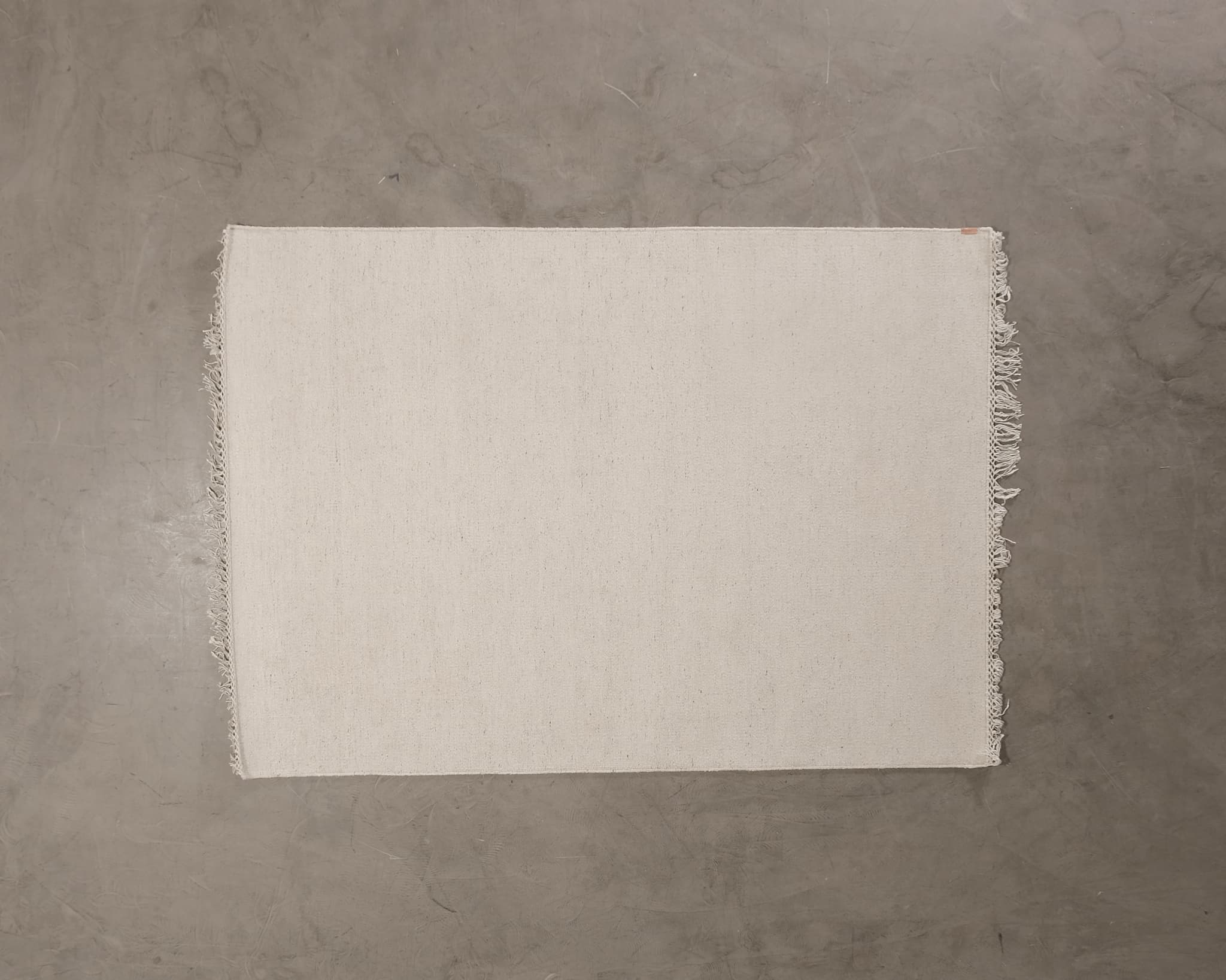 Roots Living Fringe Bamboo matta 200 x 300 cm vit