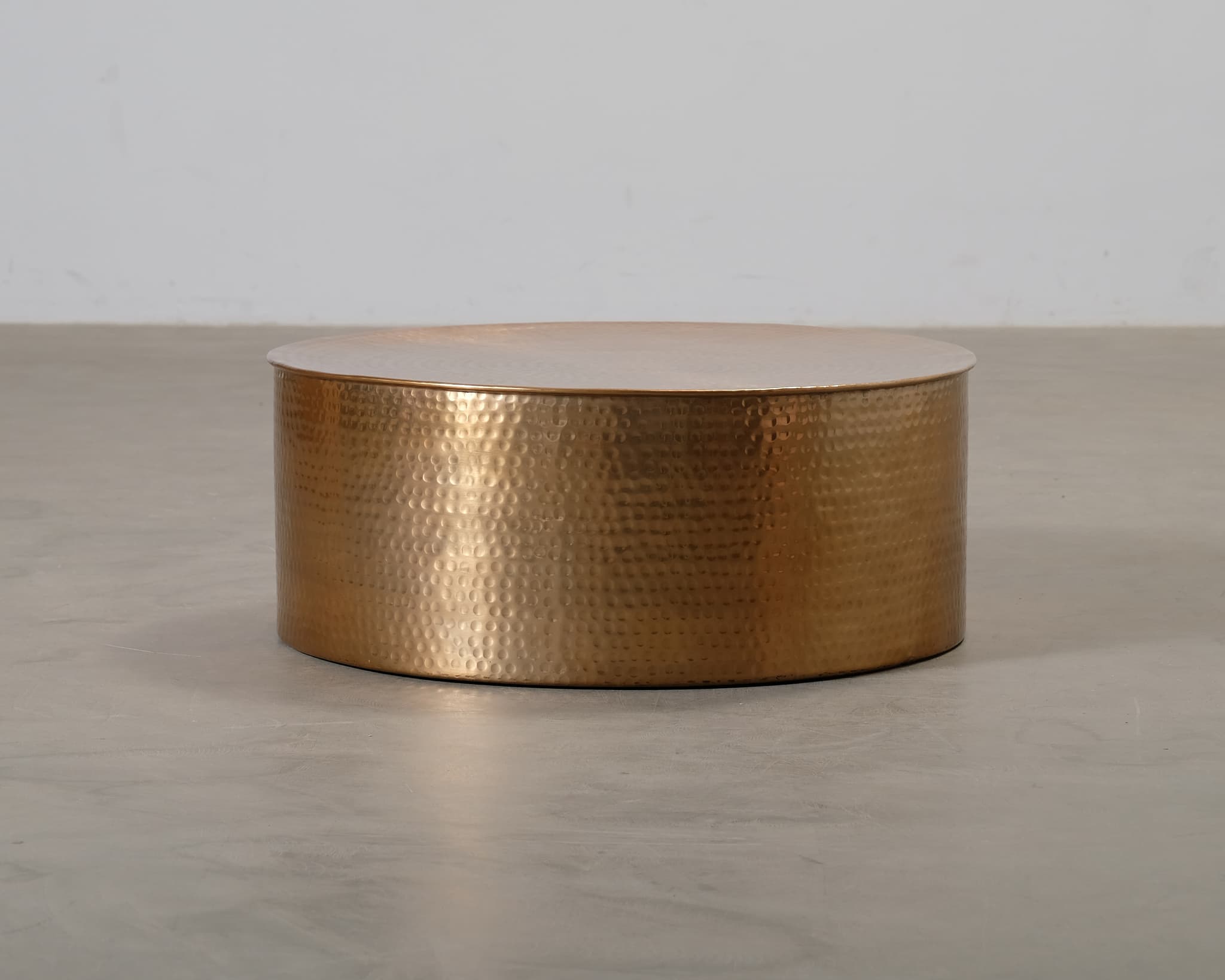 Wohnling Xeniah soffbord ø 75 cm guld