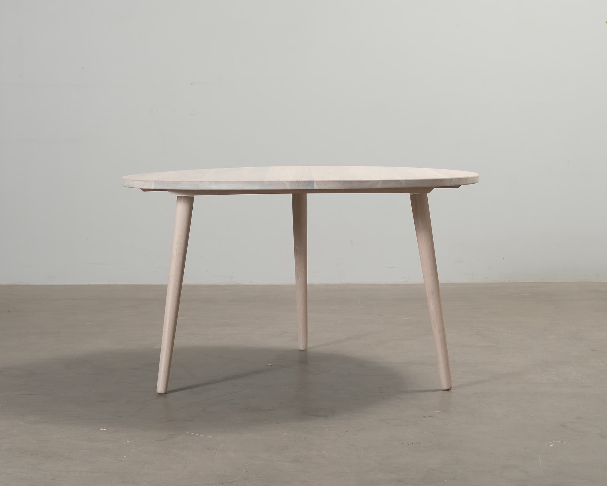 FeelDesign Table 1 matbord ø 105 cm ek