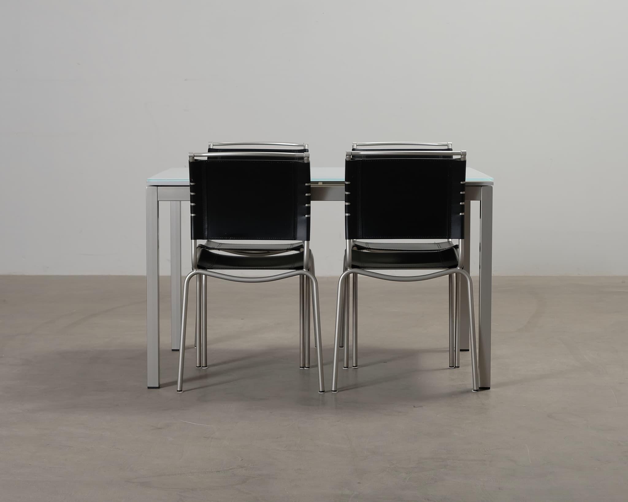 Calligaris matgrupp inkl 4 stolar och bord