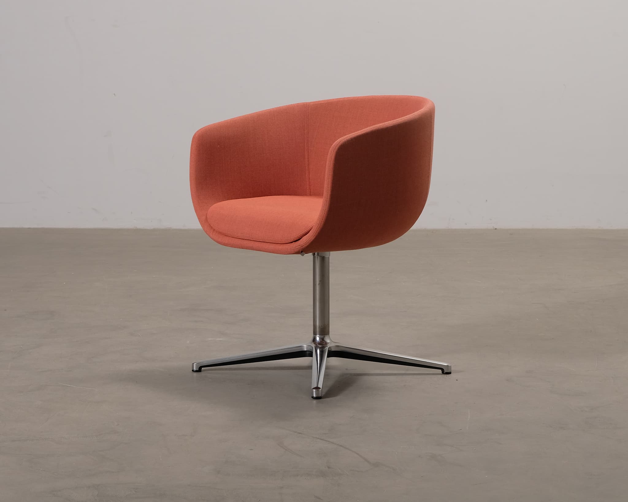 Profim Nu 20F konferensstol