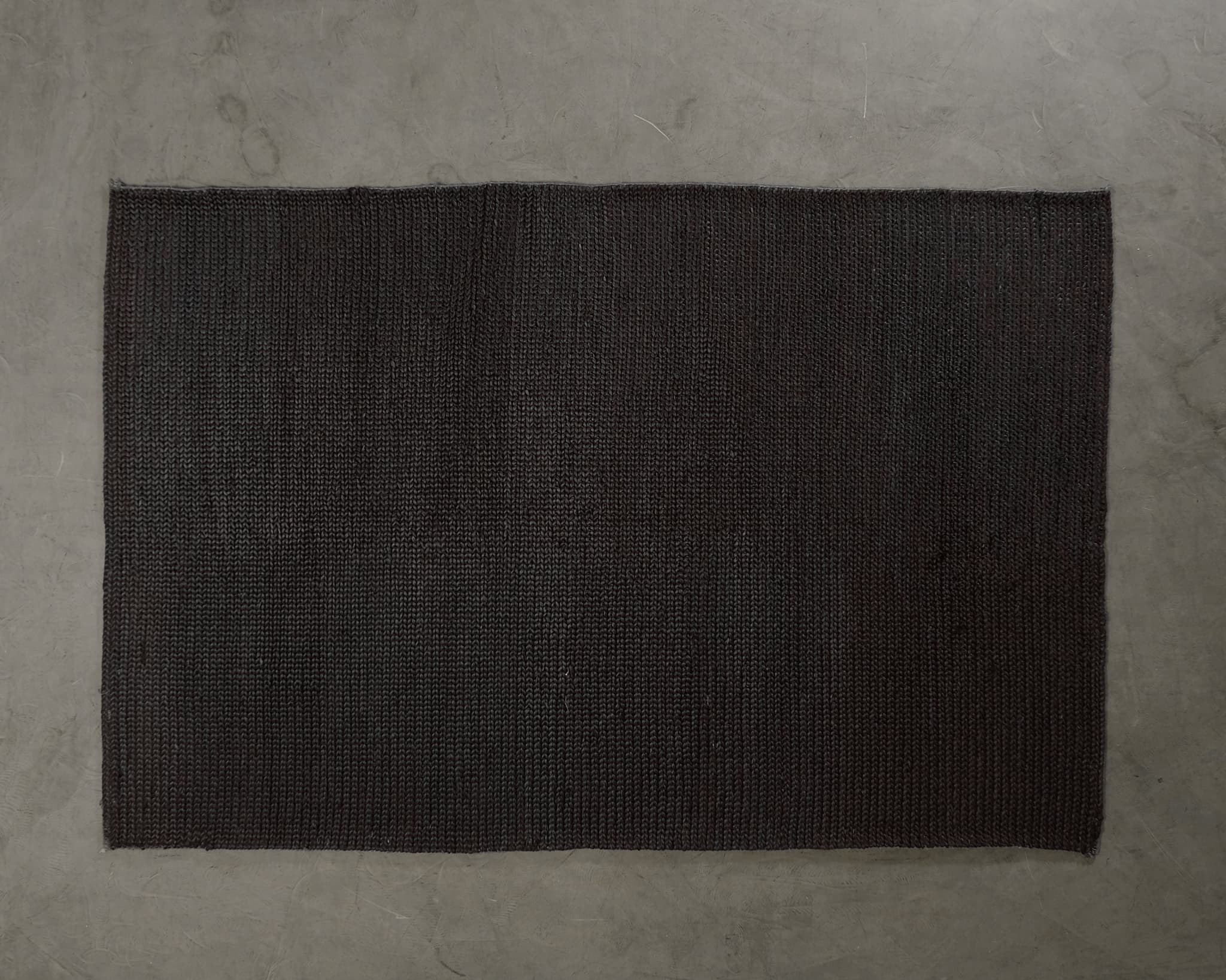 Tell Me More matta 200 x 300 cm mörkbrun