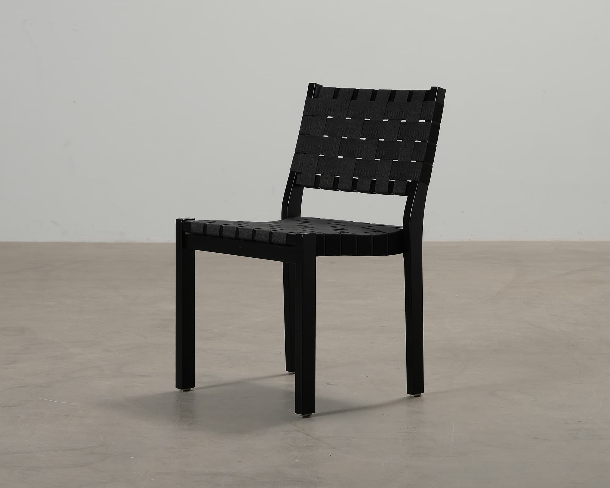 Artek 611 stol svart