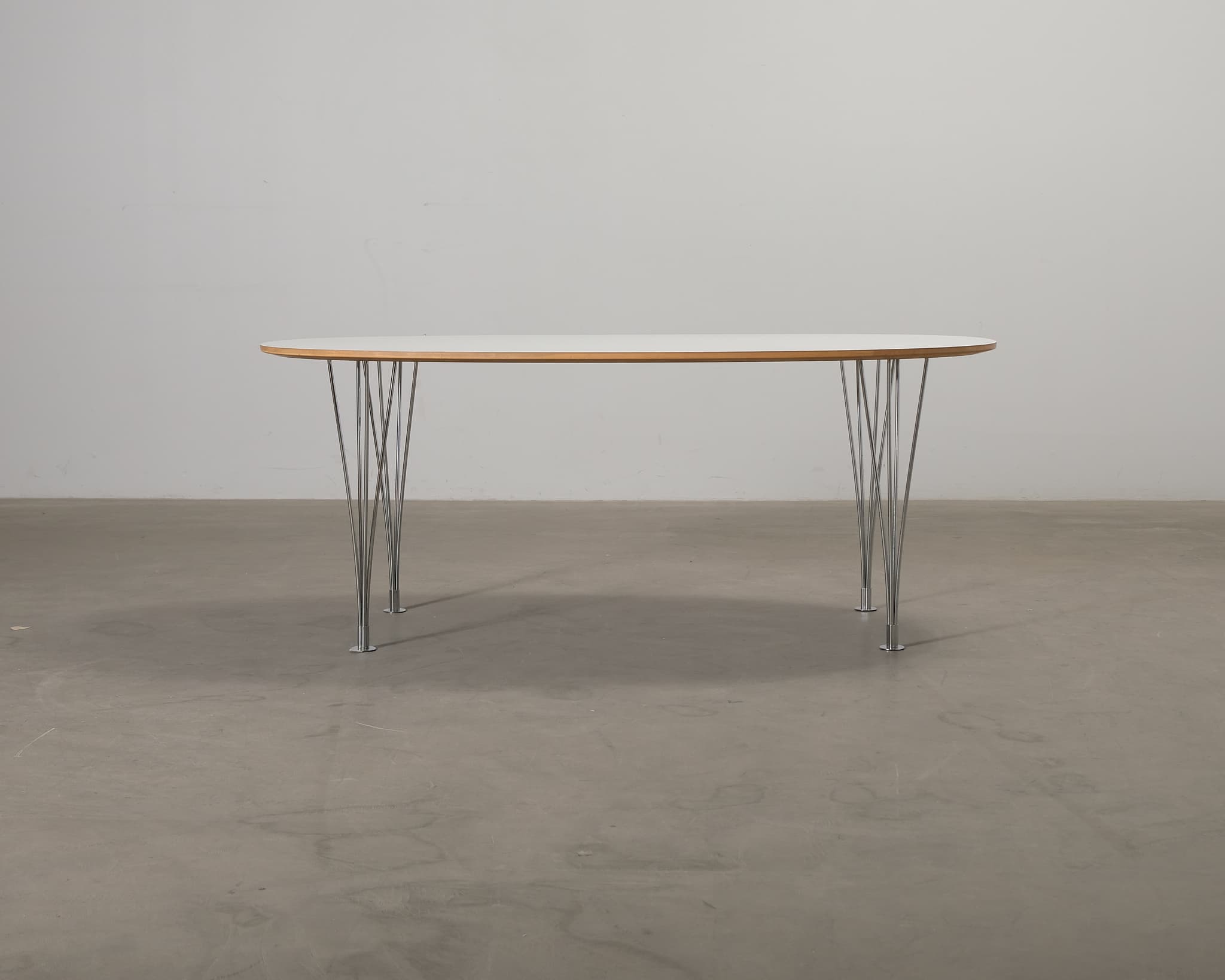 Fritz Hansen Bruno Mathsson Superellipse matbord