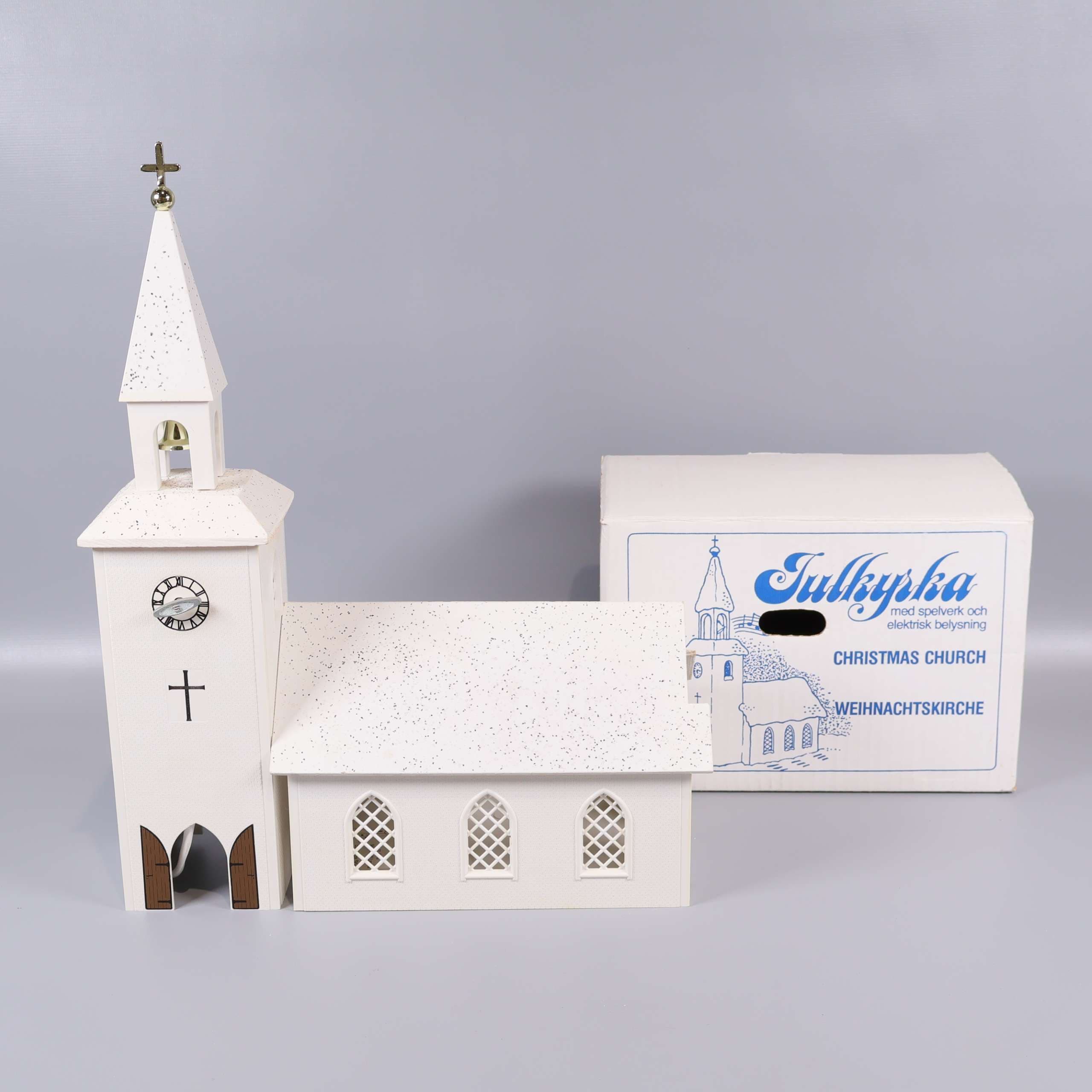 Eskilstorps Slöjd Vit kyrklampa med speldosa