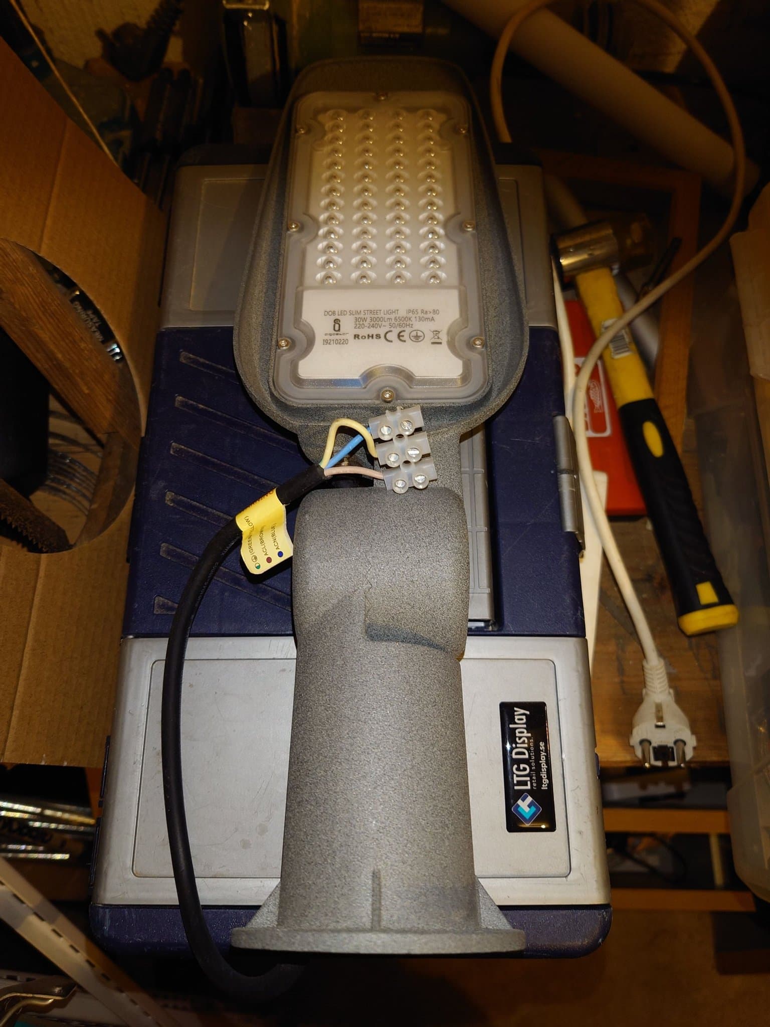 DGB LED Slim Street Light 30W