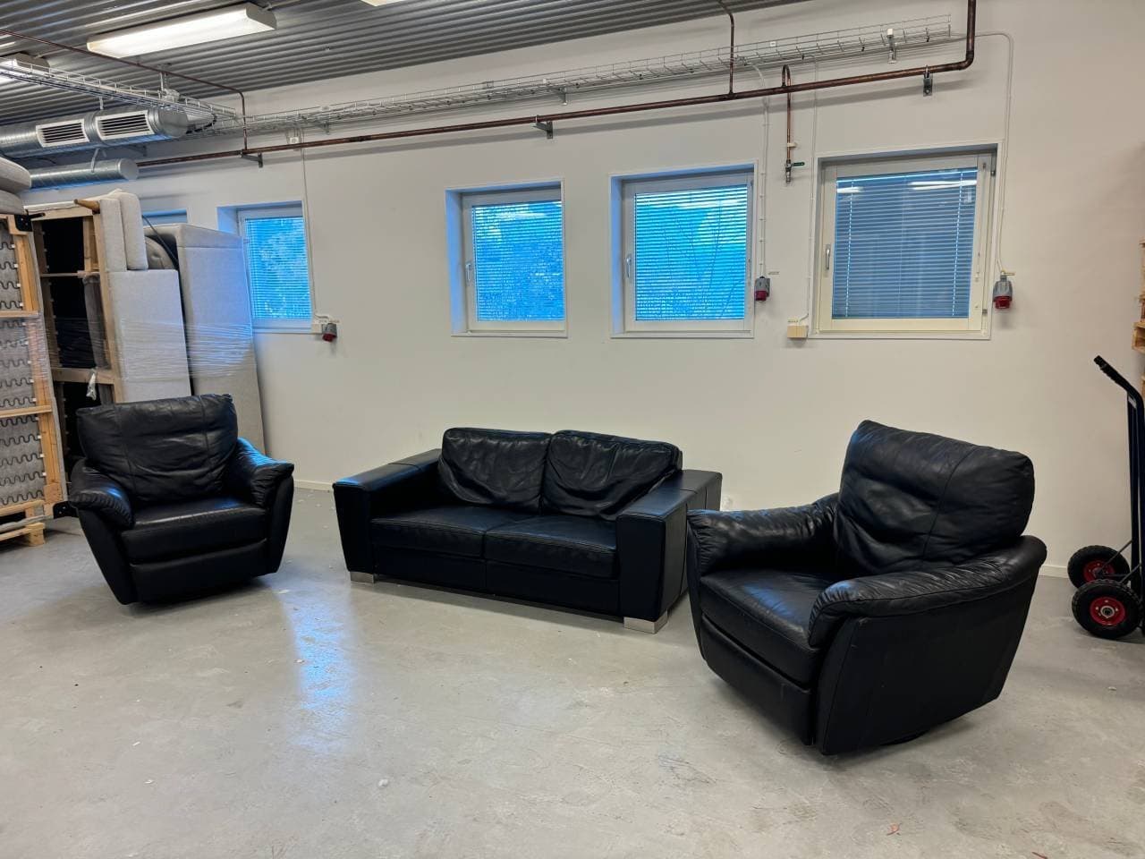 LÄDER SOFF & FÅTÖLJ GRUPP (FRI LEVERANS)