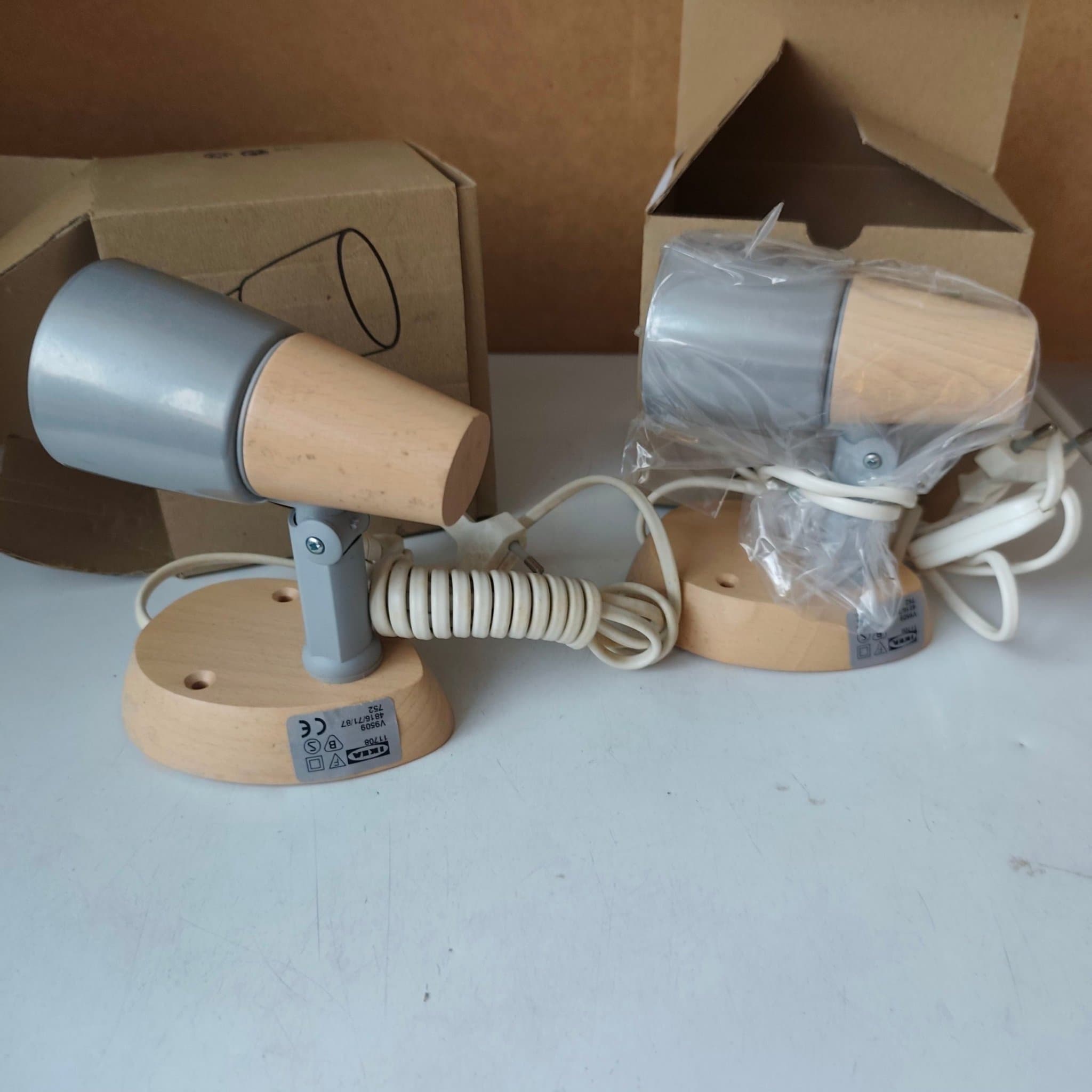 Vägglampor Sänglampor ett par IKEA vintage 1900-tal justerbar i trä