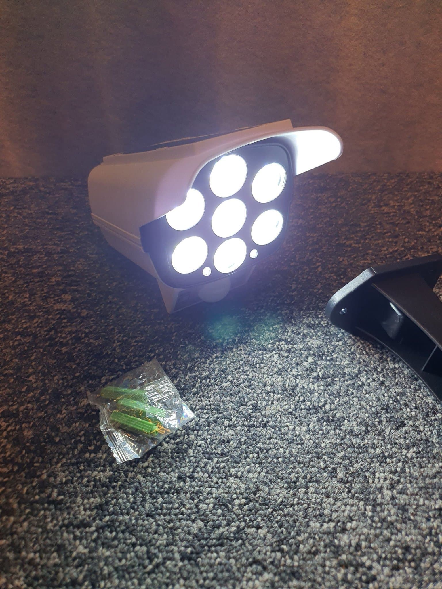 Solar LED säkerhetslampa med rörelsesensor