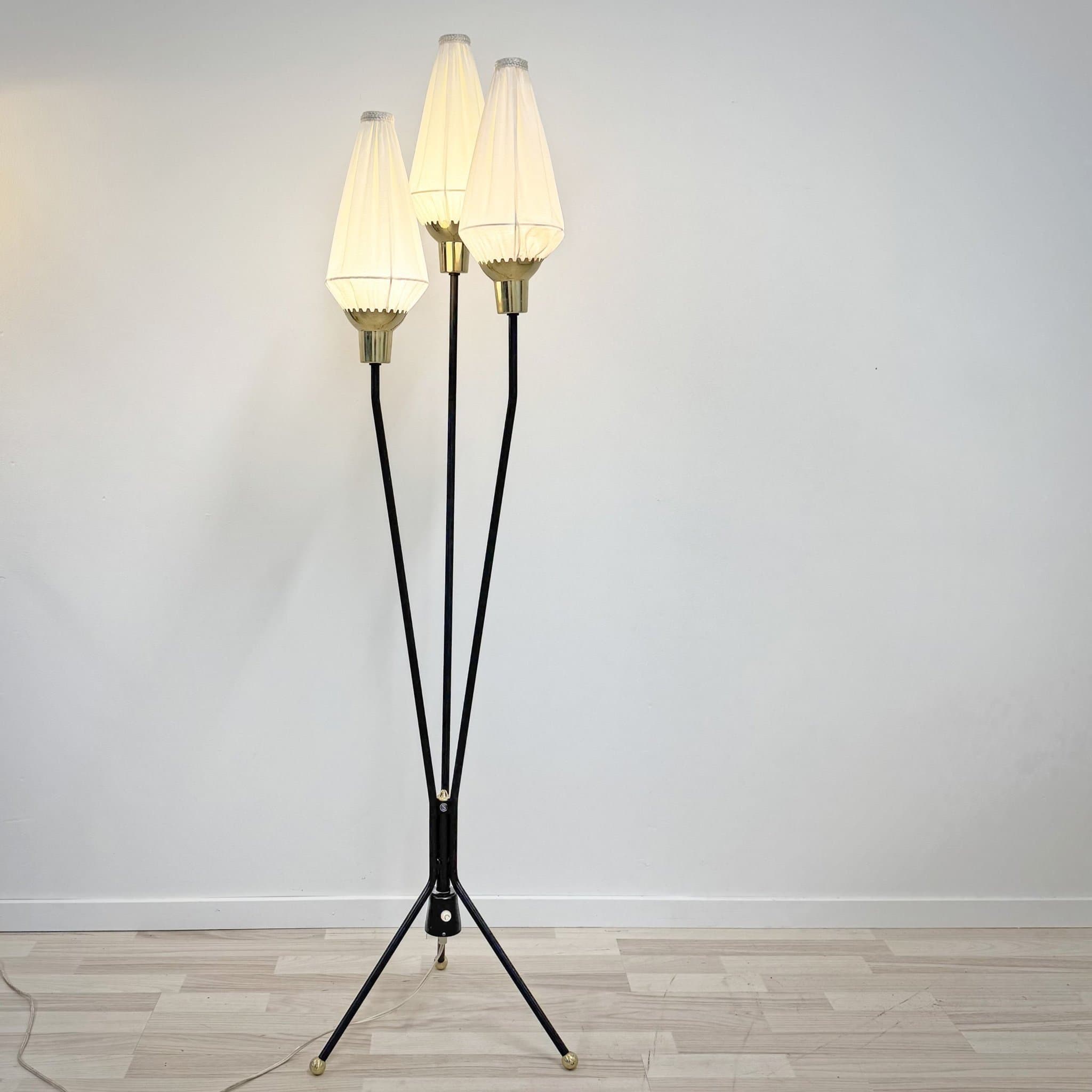 Golvlampa, tripod-modell, Swedish Modern, Midcentury modern, 1950-tal.