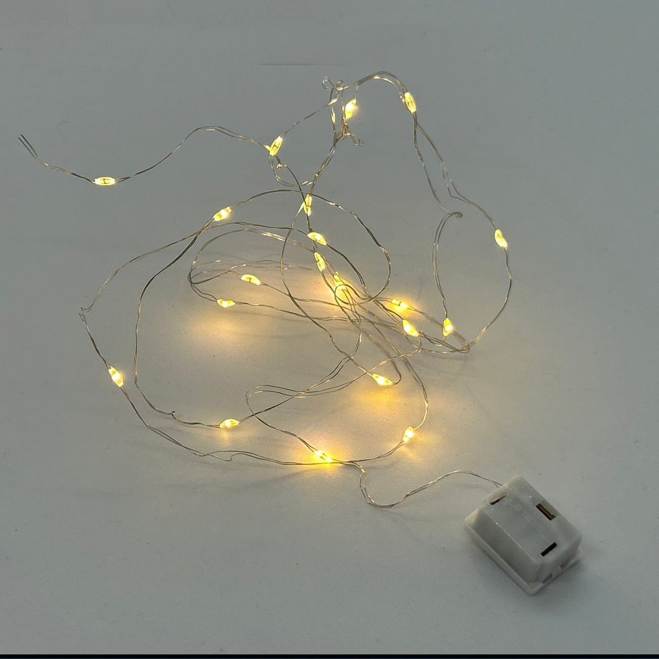 Batteridriven LED-Ljusslinga - Dekorativ Belysning för Hem och Fest