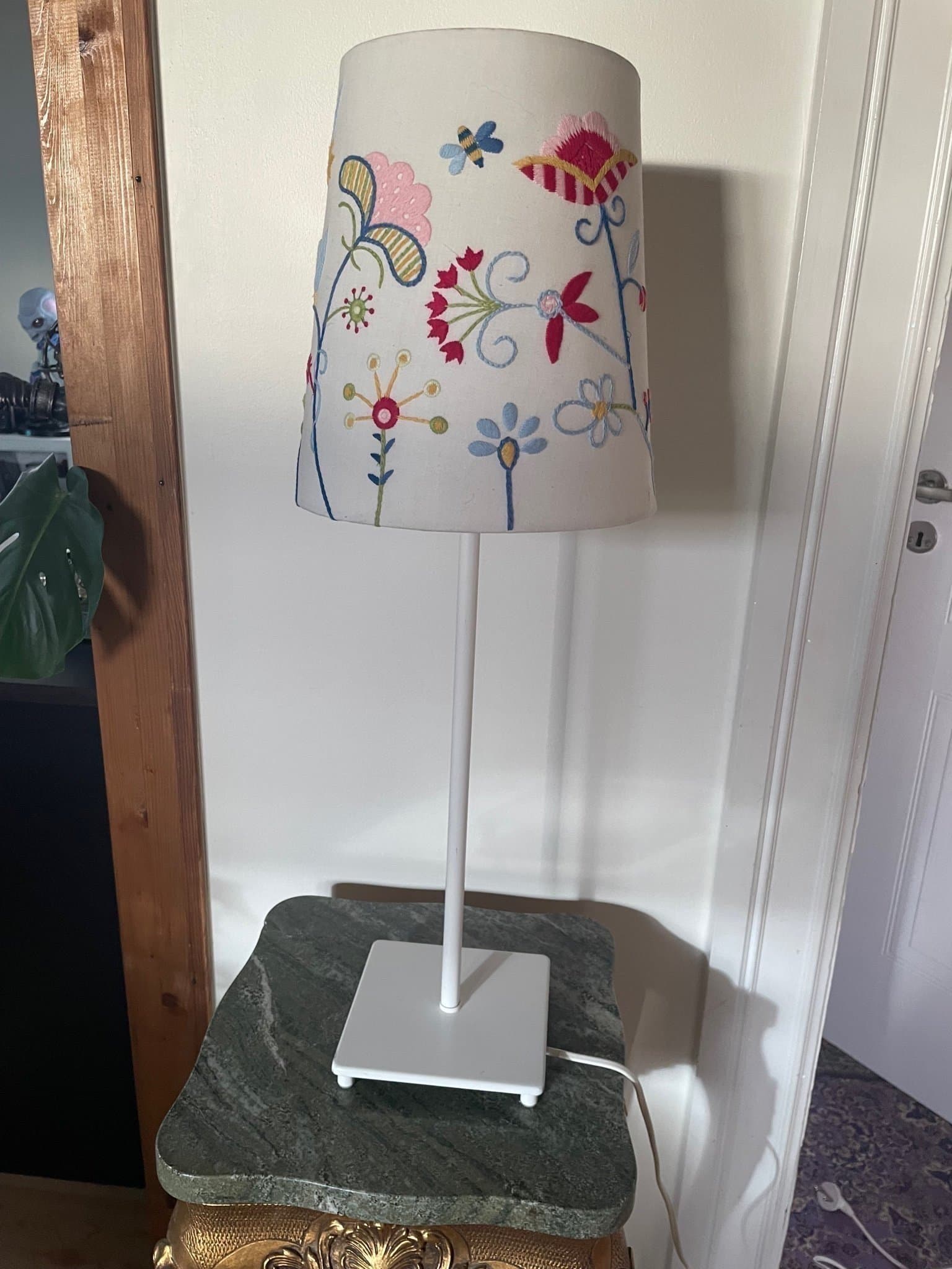 1990s IKEA vit lamps med Alfhild Vogel Shade