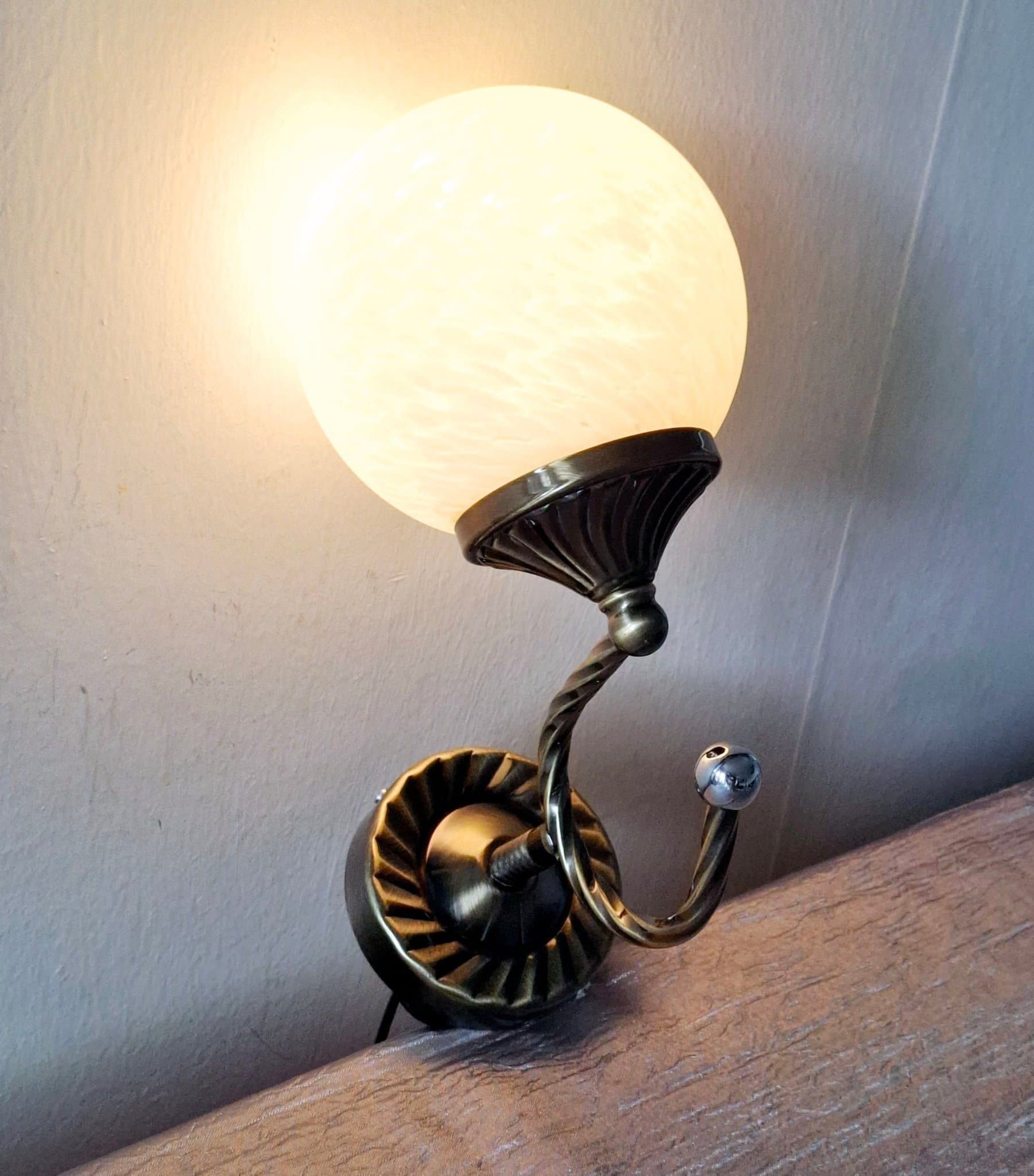 MARKSLÖJD VÄGGLAMPA METALL OPALGLAS SÄNGLAMPA LÄSLAMPA LAMPA BELYSNING INREDNING