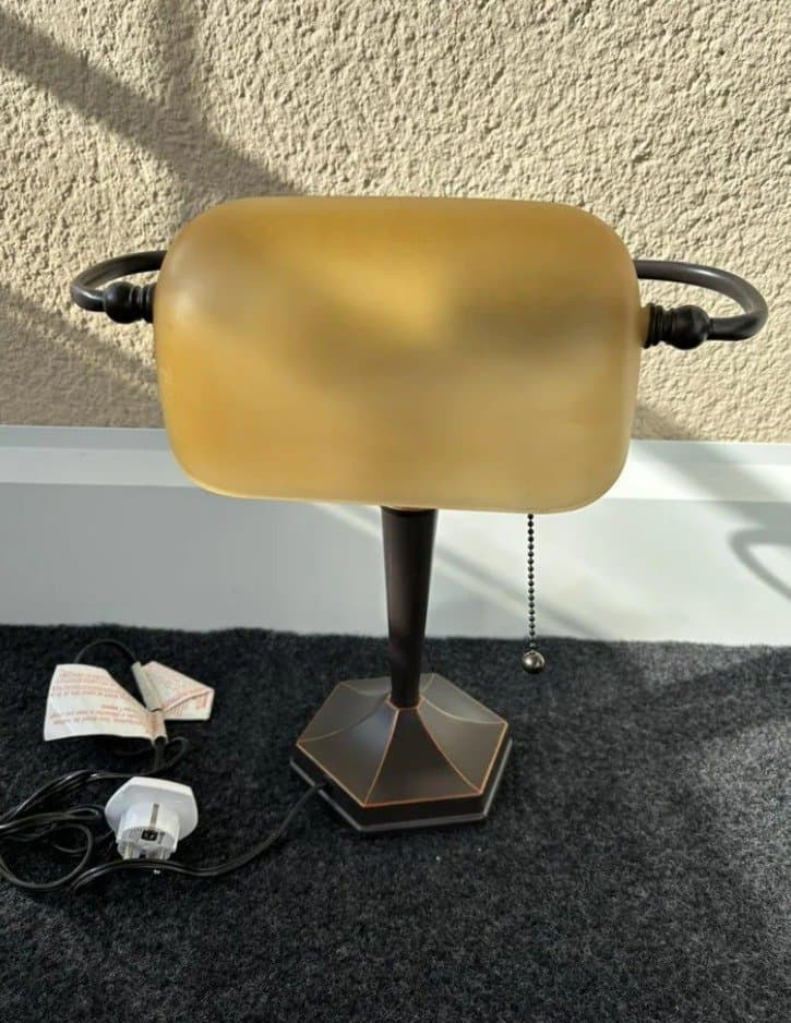 Ny Bankirlampa gul/ beige.bankers lamp/skrivbordslampa 41 cm