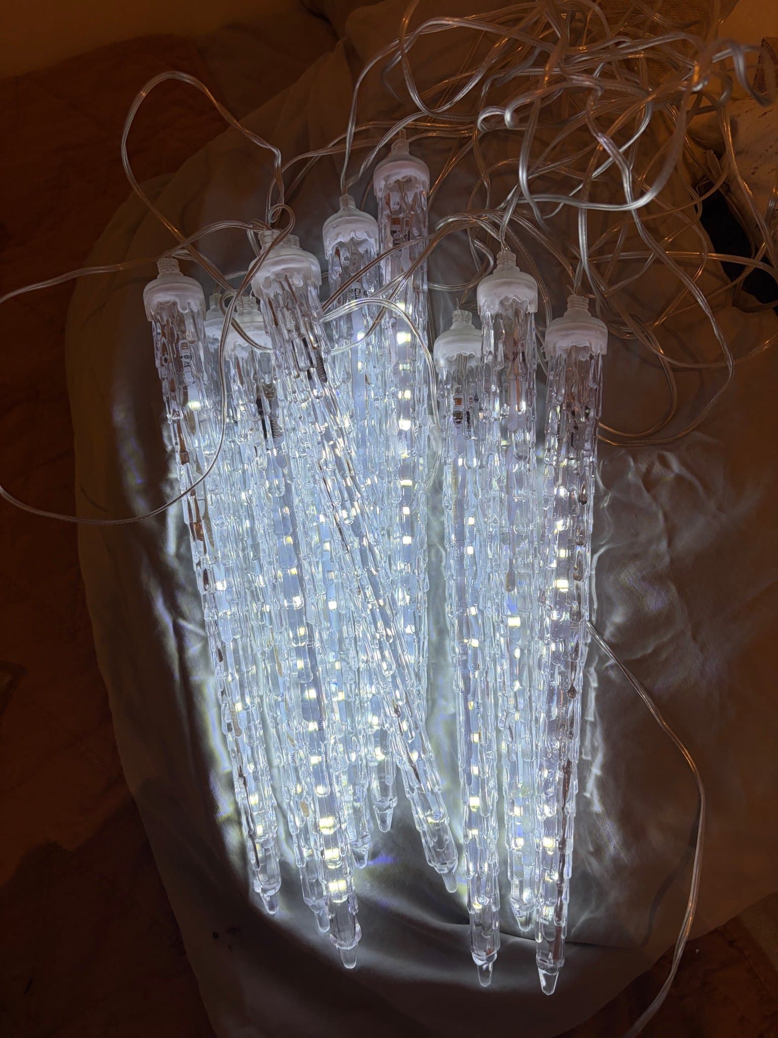 LED dripping icicle string light - 10 LED lampor