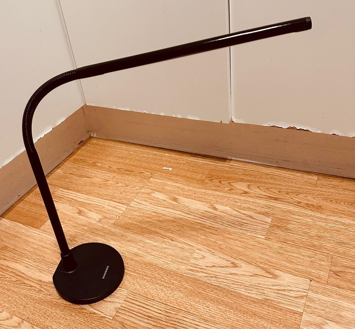 DIASONIC LED Bordslampa Desk Lamp DL-52 Skrivbordslampa