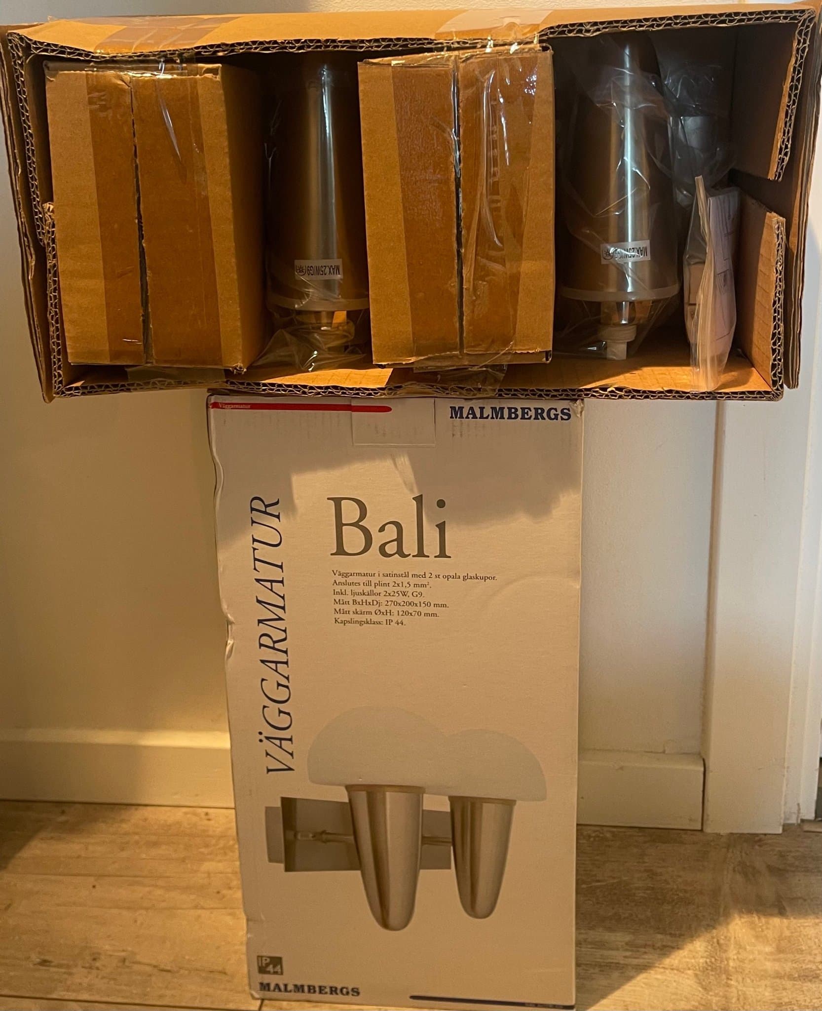 Malmbergs Bali Väggarmatur