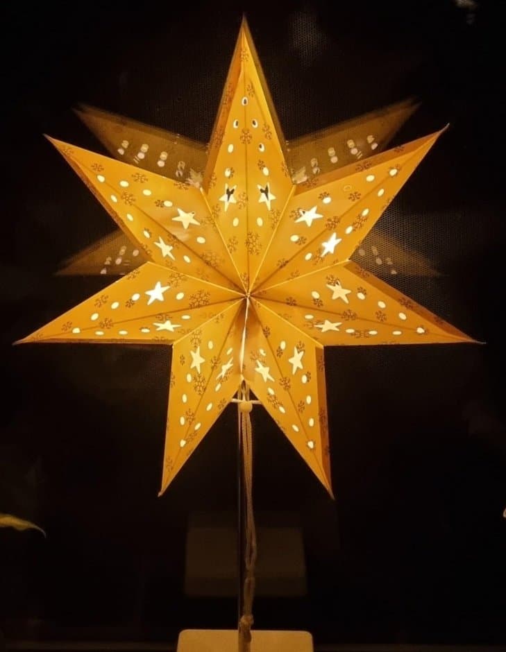 NY LED-bordslampa julstjärna med timer • 47 x 35 cm • Varmvit • 8-LED • SV