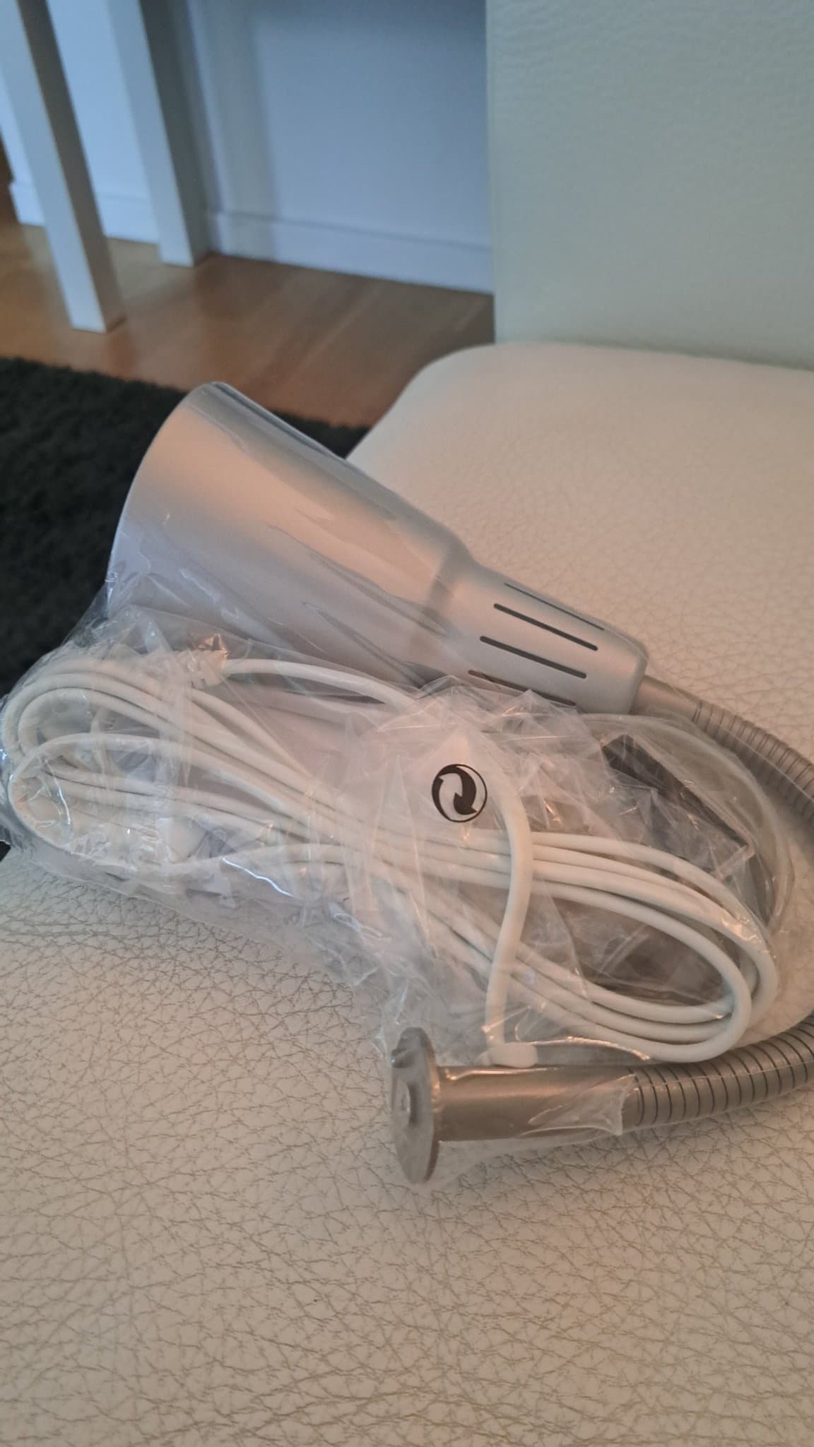 IKEA KVART Vägghängd spotlight