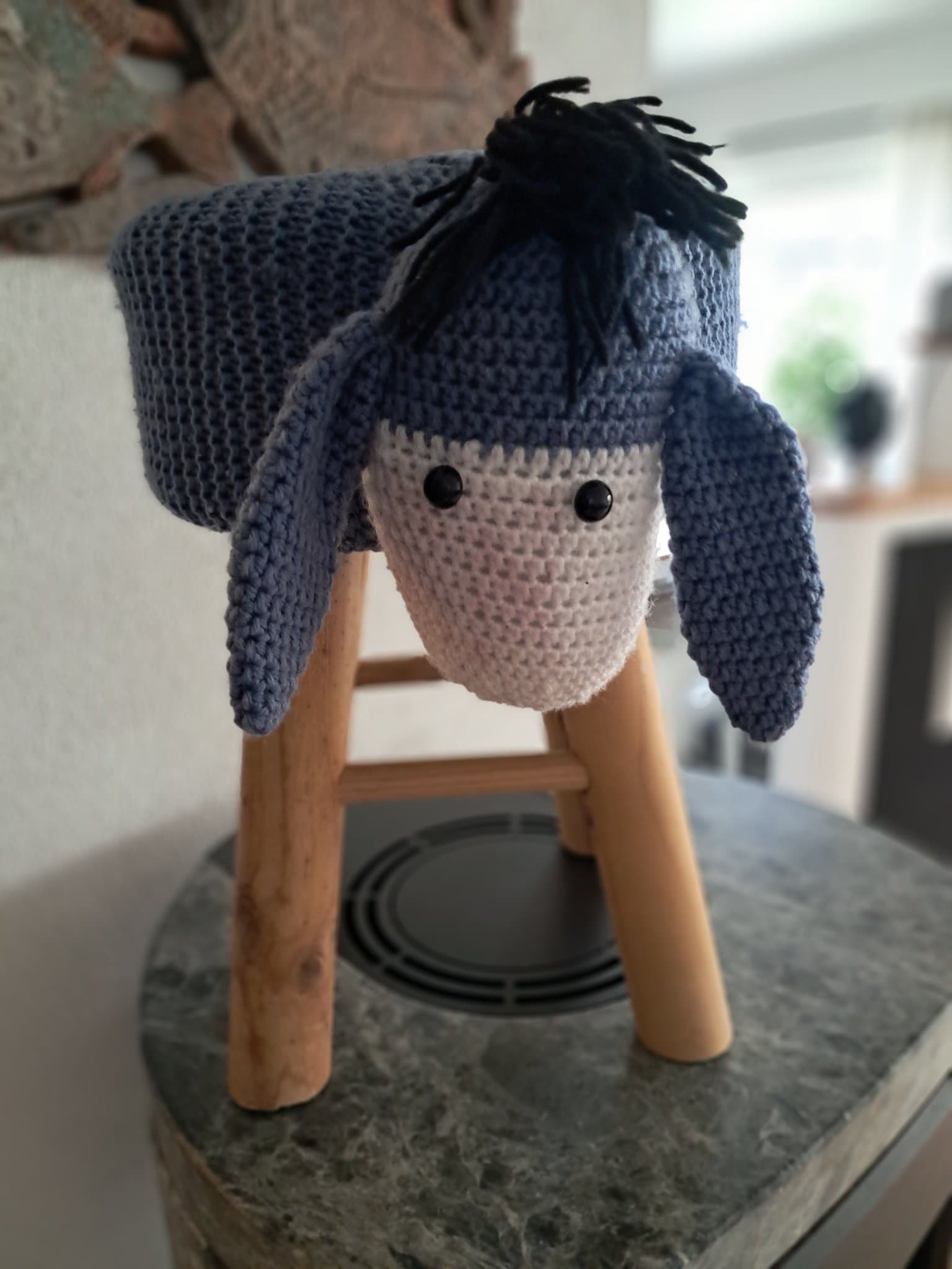 Handgjord virkad pall Eeyore Åsna