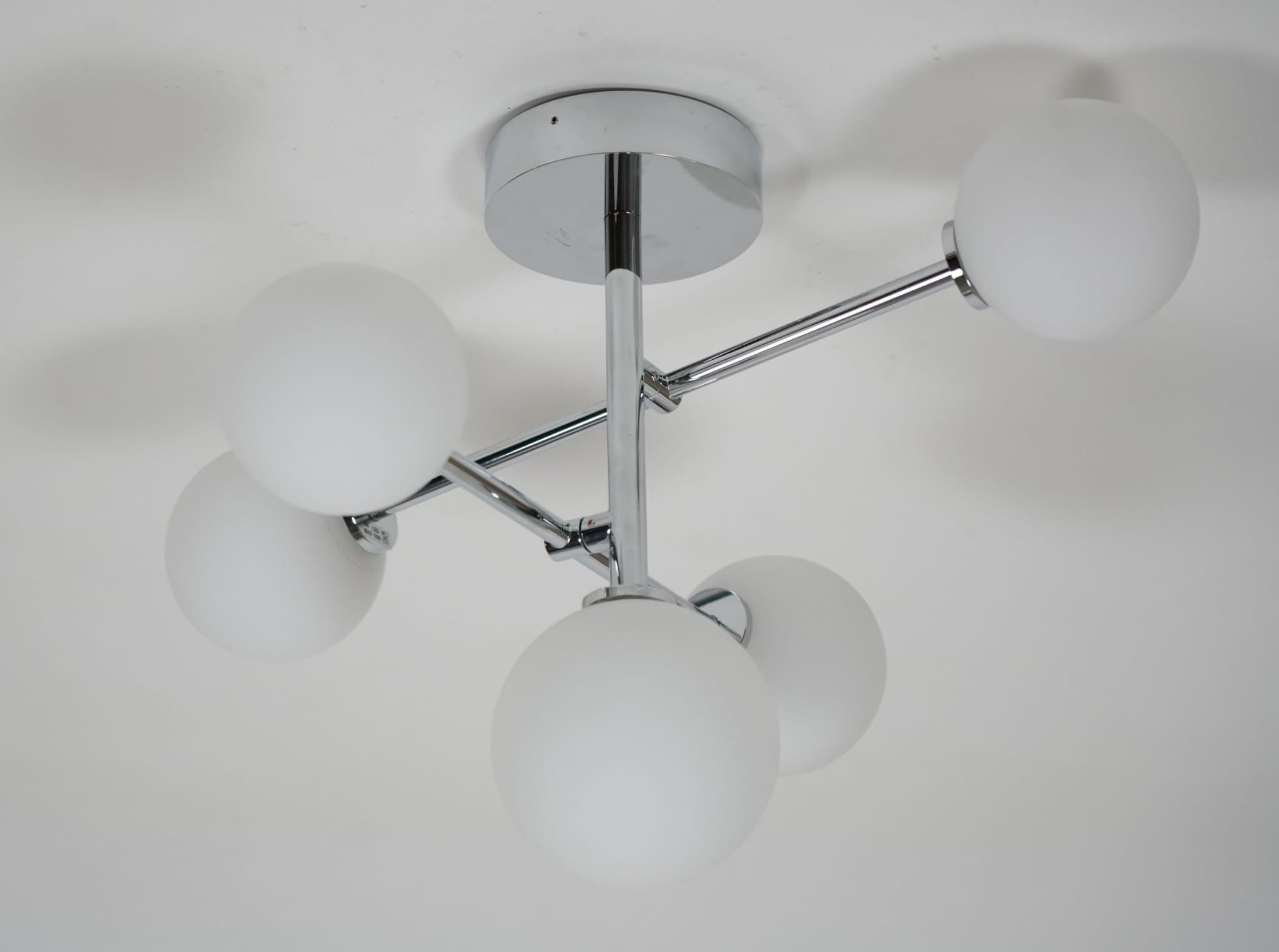 TAKLAMPA, metall och glas, nutida, Sverige.