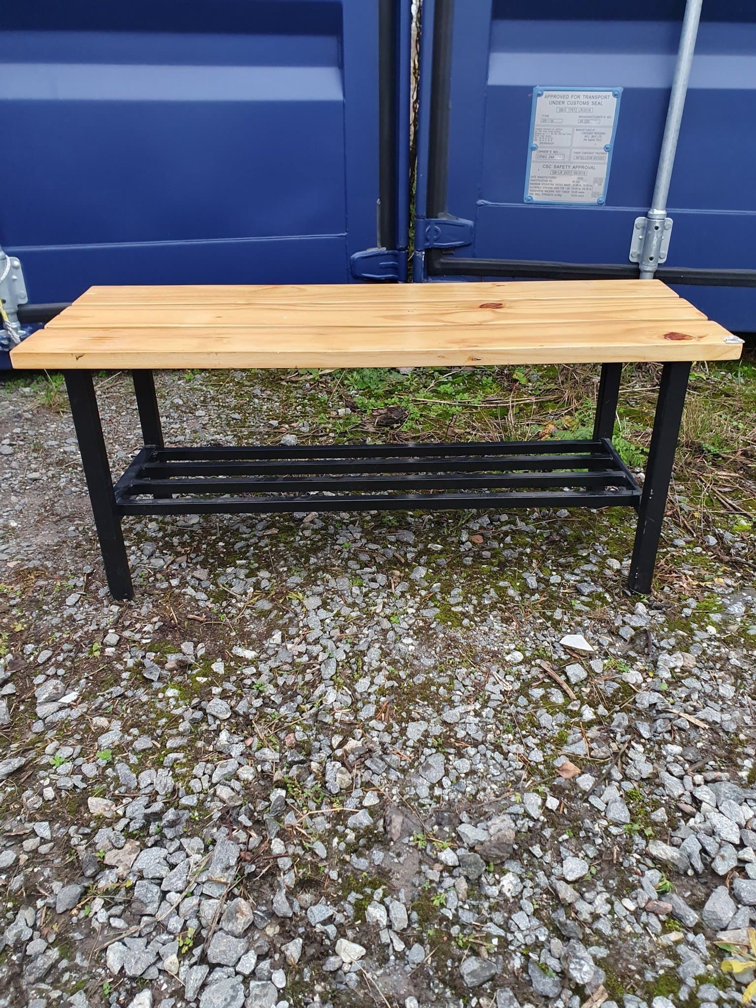 Sittbänk med underhylla tra/metall 100 cm
