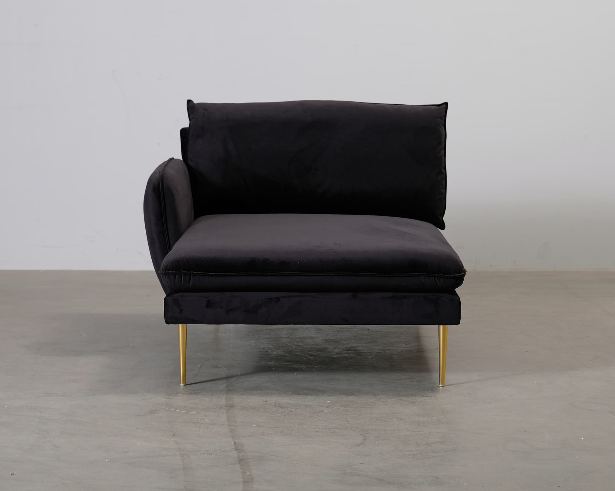 Cosmopoitan Design Vienna schäslong svart