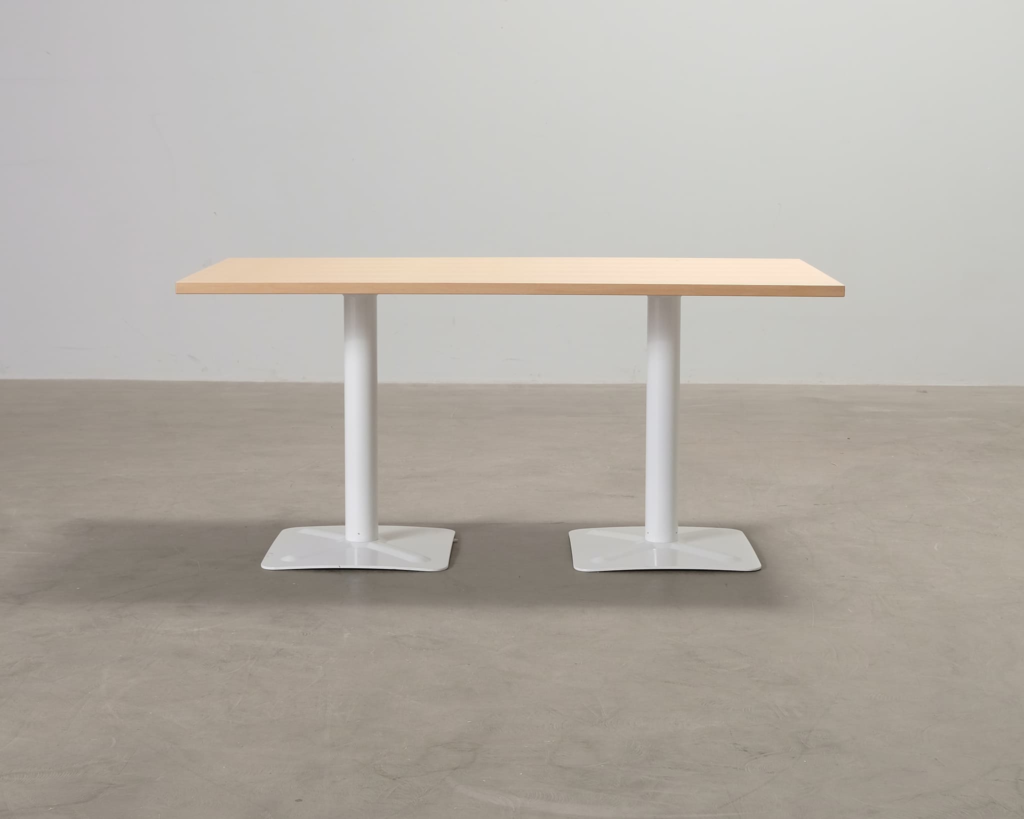 Bord 140 x 70 cm vit