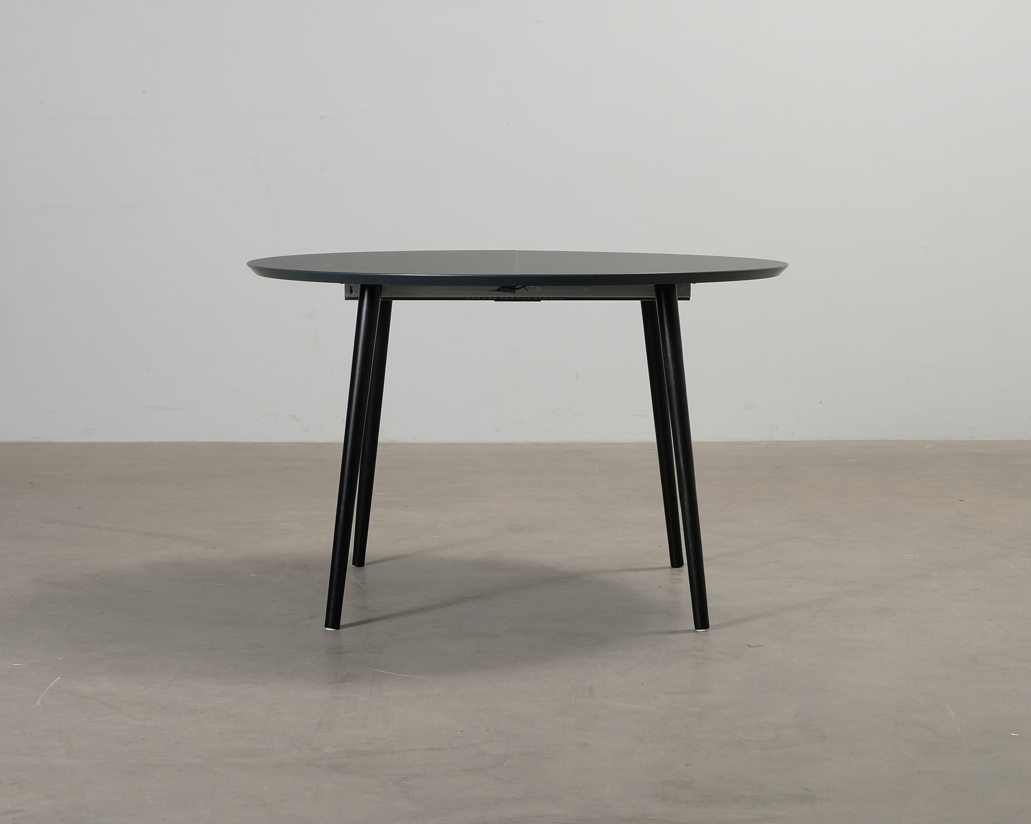 Sofacompany Amelia 120-170 cm svart