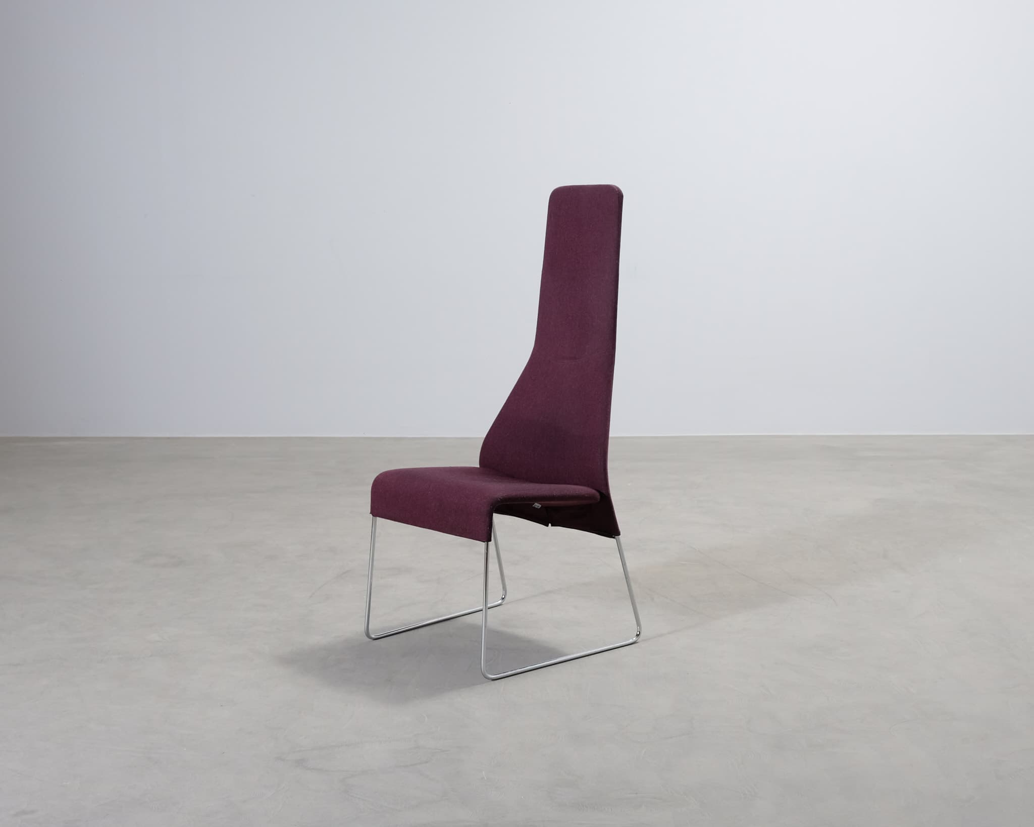 B&B Italia Lazy matstol burgundy